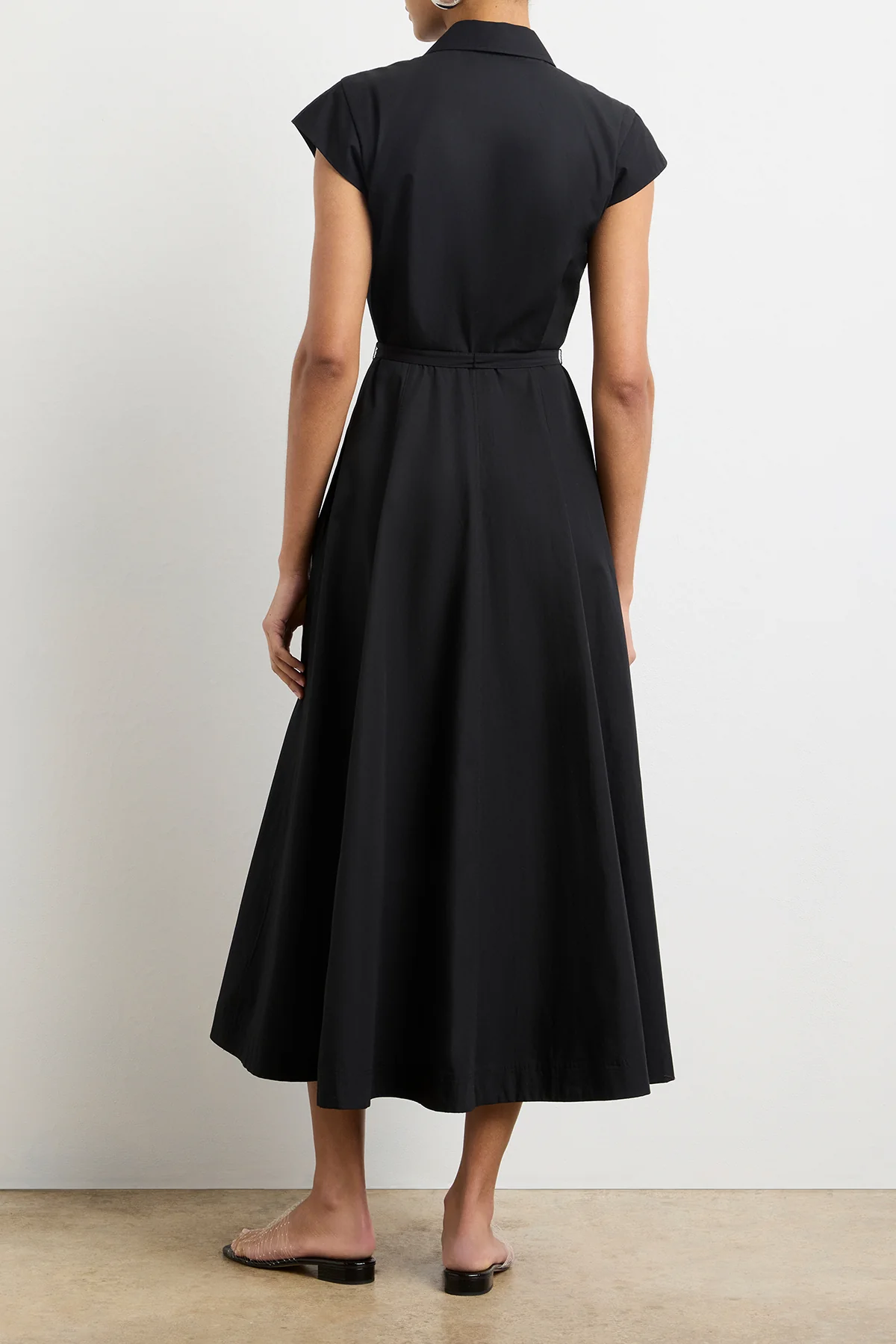 The Jace Short Sleeve Collared Dress in Black - Image 5
